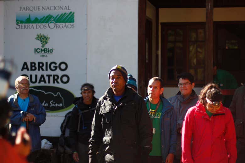 Saindo do acampamento para iniciar a caminhada