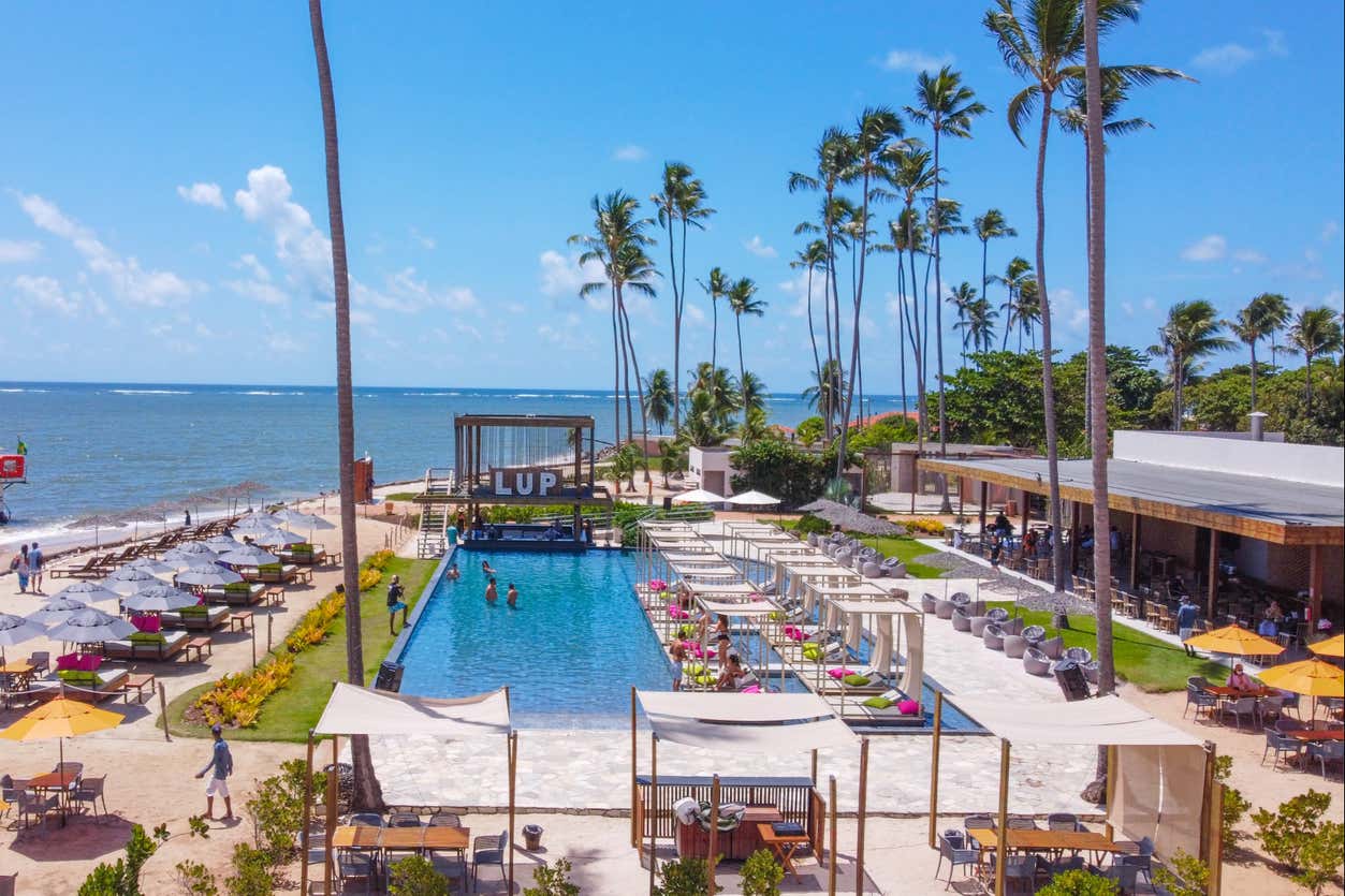 6. LUP Beach Club — Dia na Praia de Guadalupe