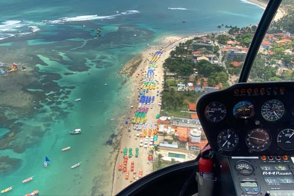 11. Passeio de Helicóptero sobre Porto de Galinhas