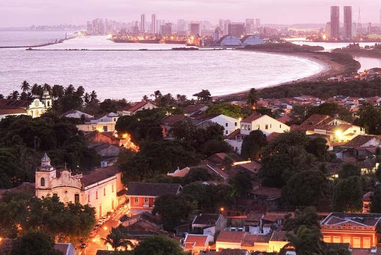 Anoitecer em Olinda com Recife ao fundo