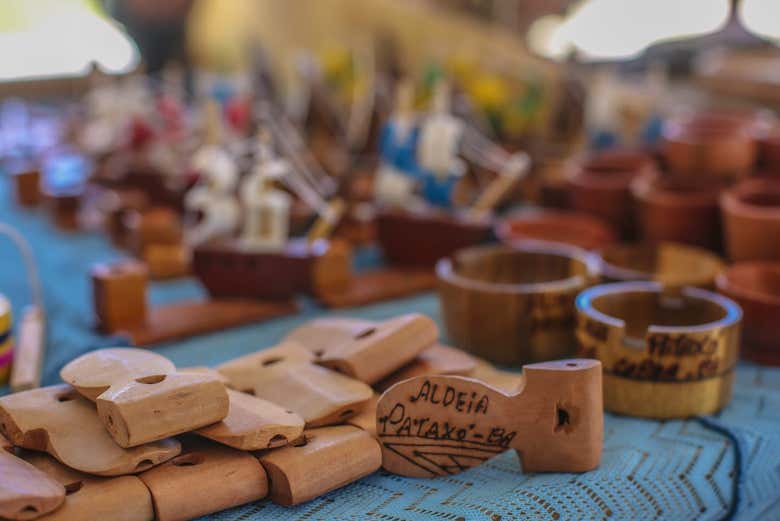 Artesanía típica de la aldea indígena
