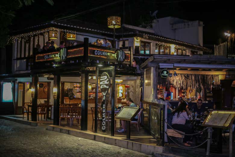 Arraial d'Ajuda à noite