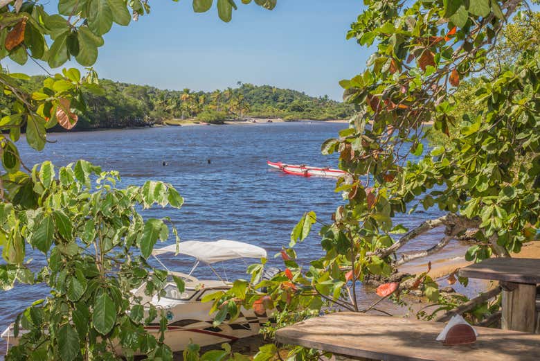 Banho no rio Caraíva