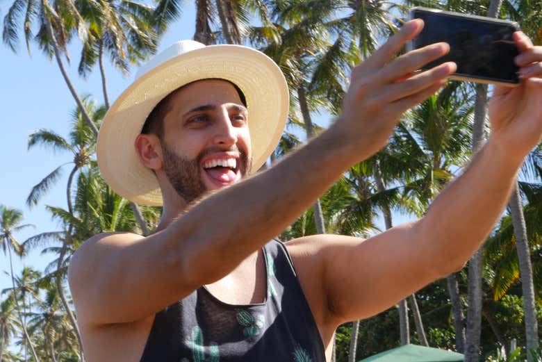 ¡Momento selfie en Praia do Forte!