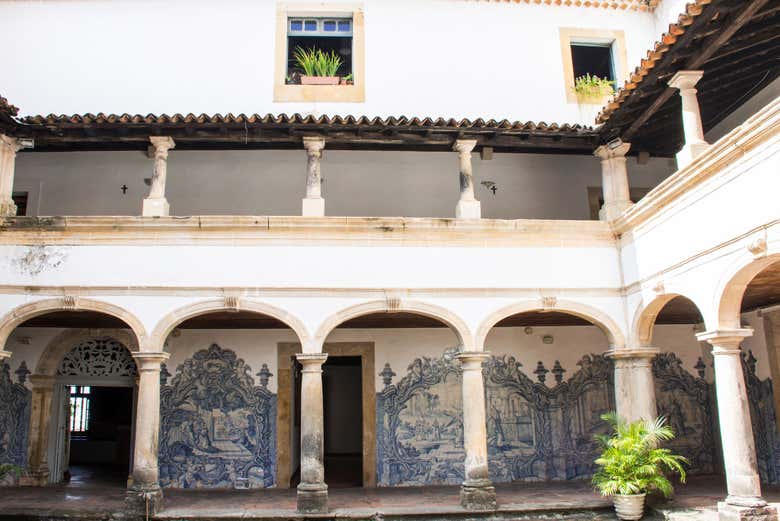 Azulejos portugueses no convento de São Francisco