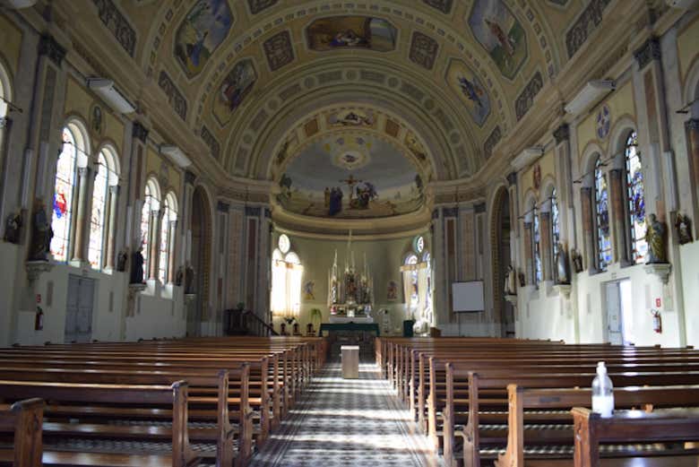 Nef principale de l'église