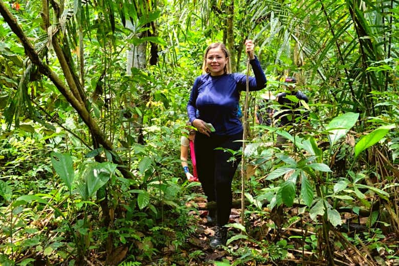 Senderismo por la colonia Luau