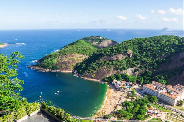 Giro in barca alle isole Cagarras + Spiaggia Vermelha