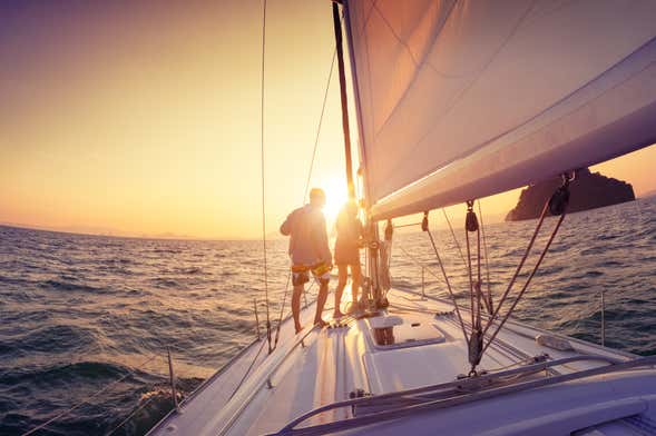 Paseo en barco al atardecer por Río