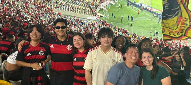 Entradas para un partido de fútbol en el Maracaná con guía local