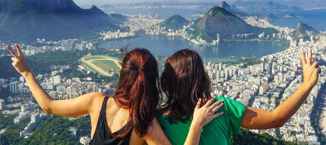 Excursion à Morro Dois Irmãos + Favela de Vidigal