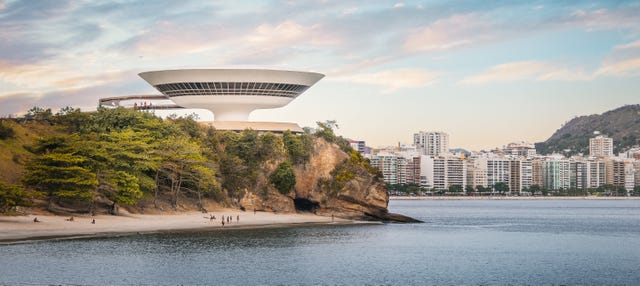 Excursión a Niteroi y Ruta Niemeyer