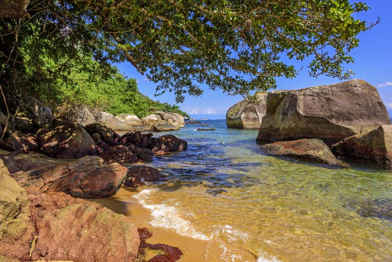 Angra, where the jungle meets the ocean