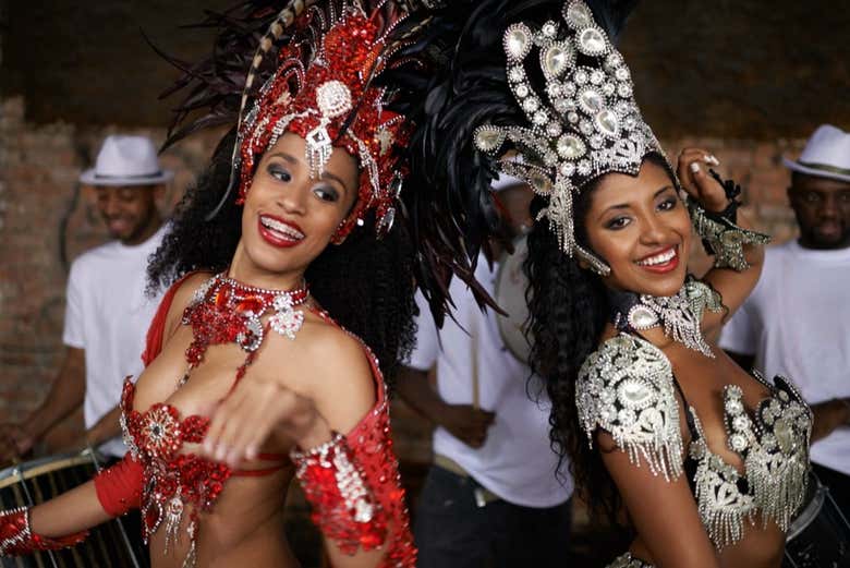 Explorad el detrás de escena de las escuelas de samba