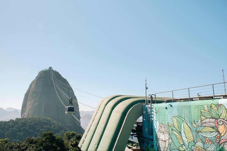 Hop aboard the cable car!