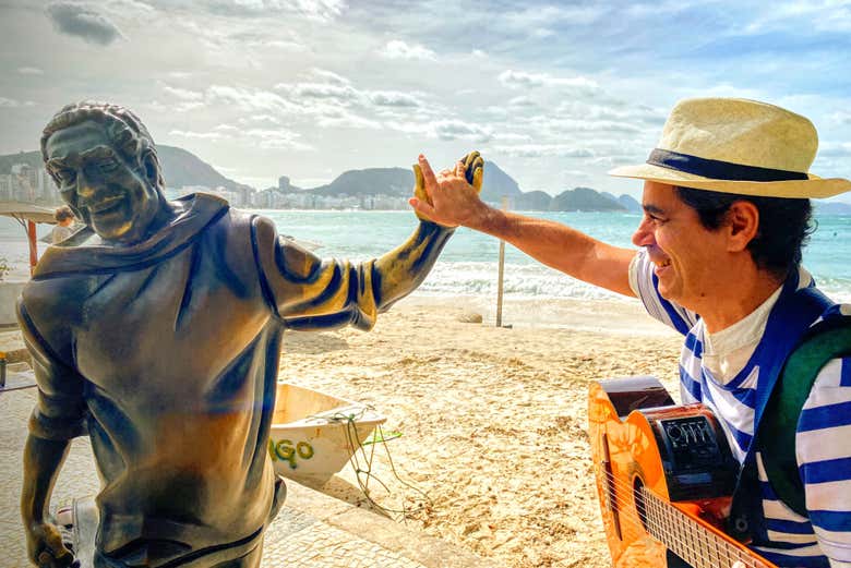 Estátua de Dorival Caymmi em Copacabana