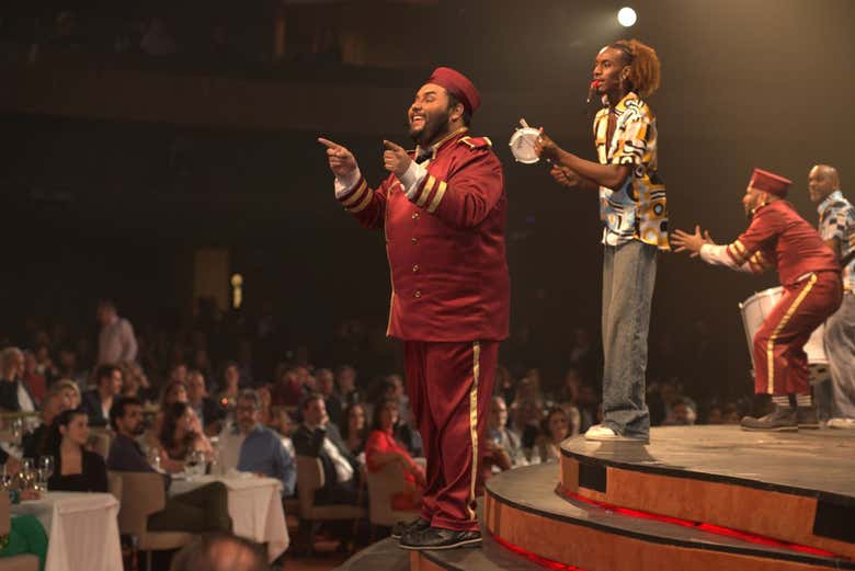 Você irá se divertir com os artistas!