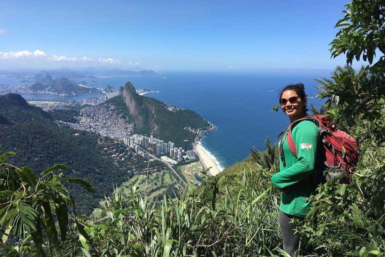 Contemplando o Rio de Janeiro a partir da Pedra da Gávea