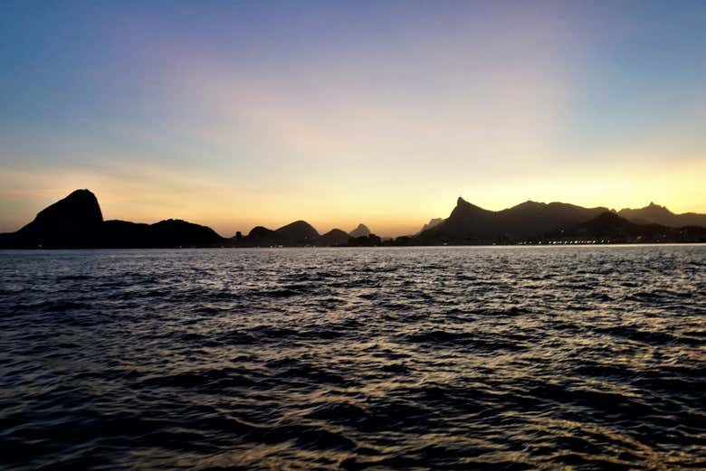 Entardecer no Rio de Janeiro durante a atividade de caiaque