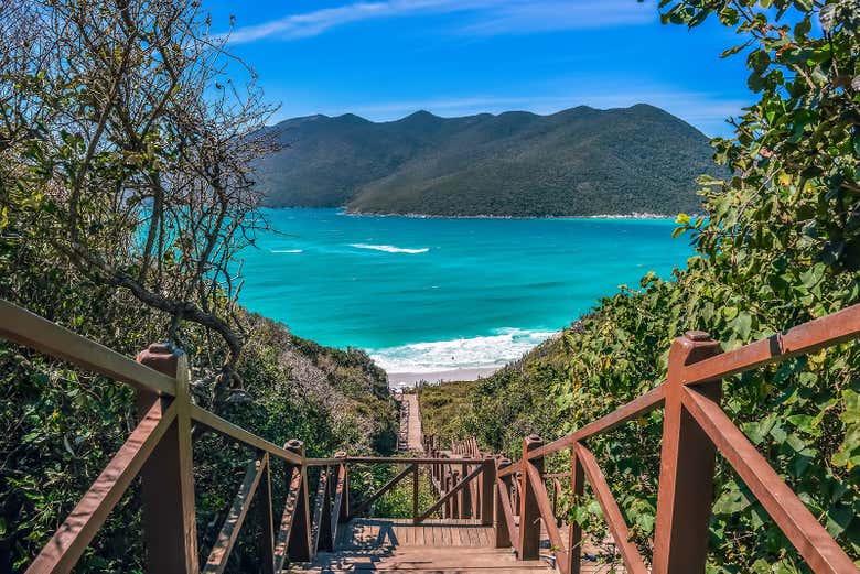 Escaleras que nos llevan a la Praia do Farol