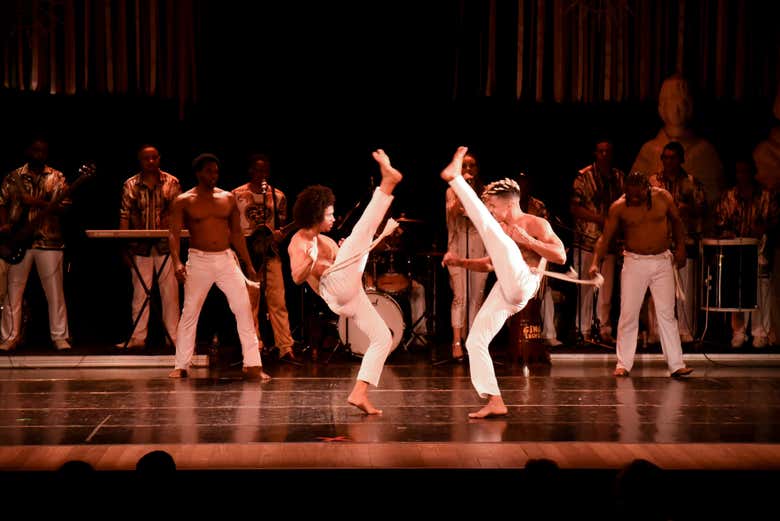 Espetáculo de dança brasileira