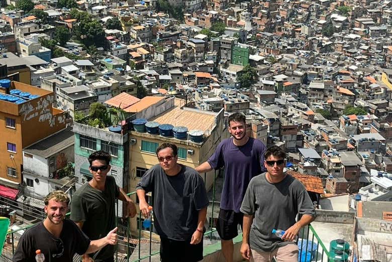 Conhecendo a favela Santa Marta