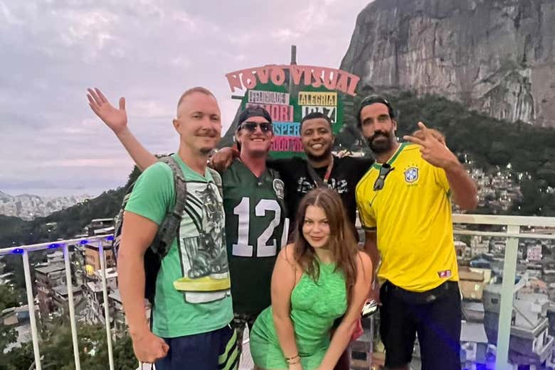 Posando no mirante de Santa Marta
