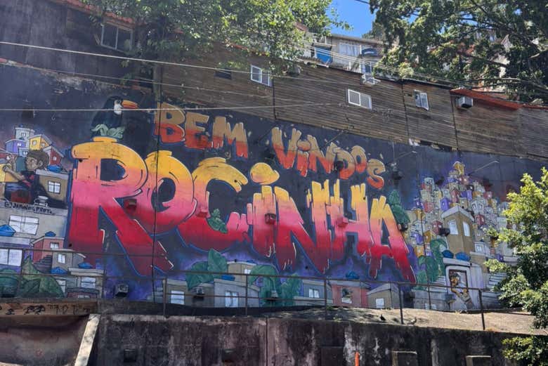 Street art nas ruas da Rocinha