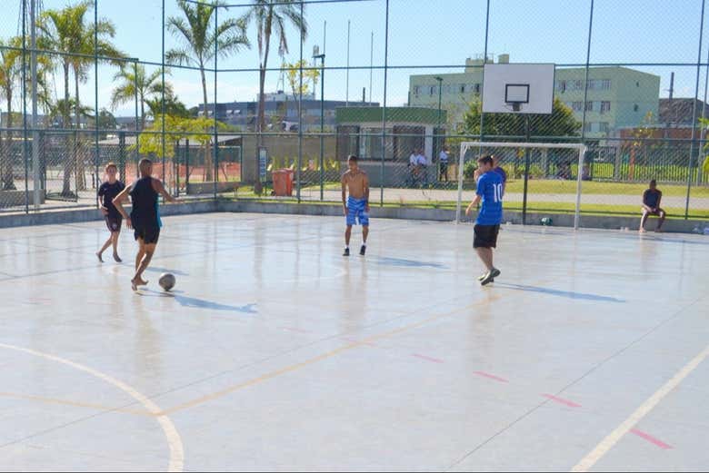 Cariocas jugando en el parque Madureira