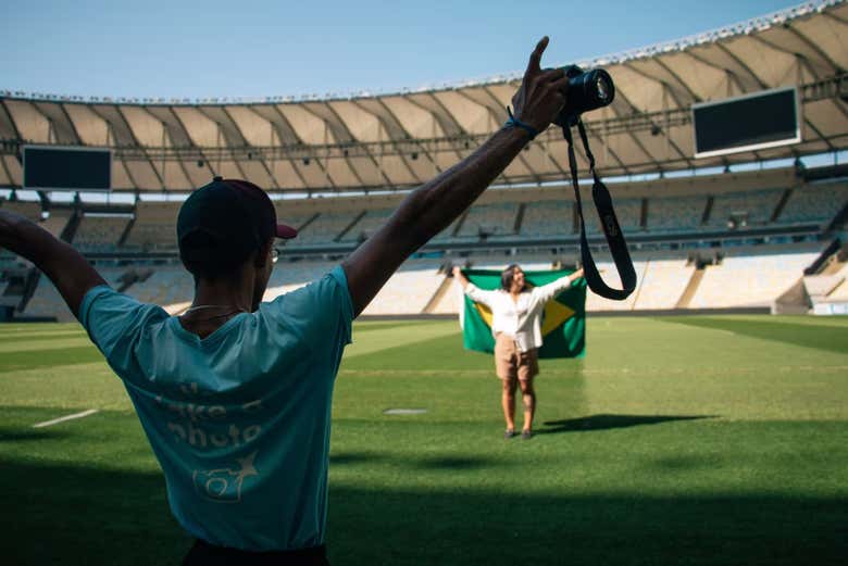 In posa nel campo del Maracanã