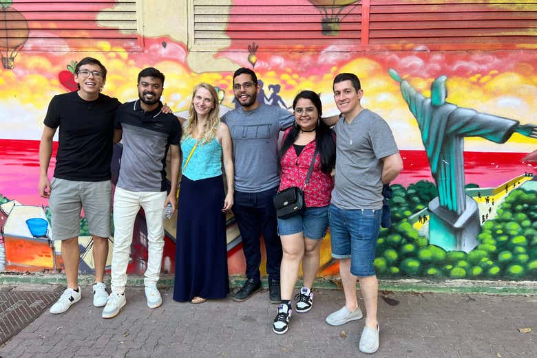 Admirando a arte urbana