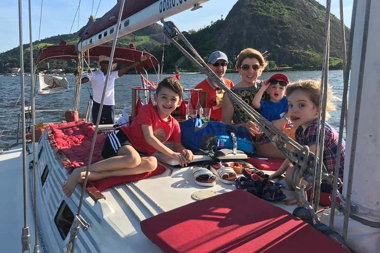 Passeio de veleiro pelo Rio de Janeiro em família