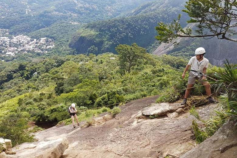 Haverá vários trechos em que teremos que fazer rapel