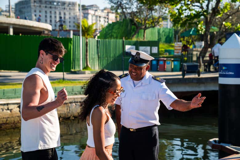 Embarcando en la Marina da Glória