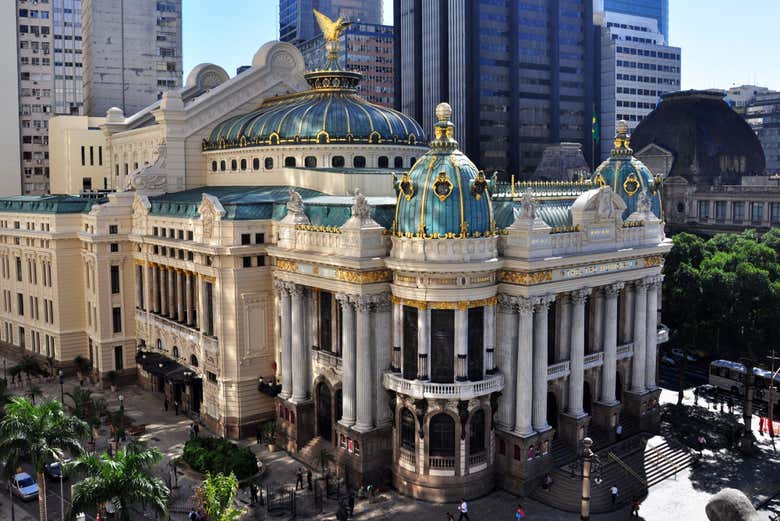 El Teatro Municipal, inspirado en la Ópera de Garnier