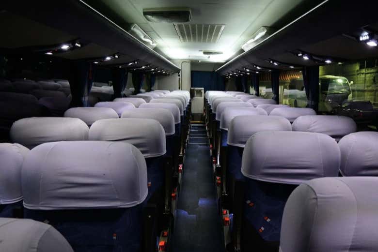 Interior del bus