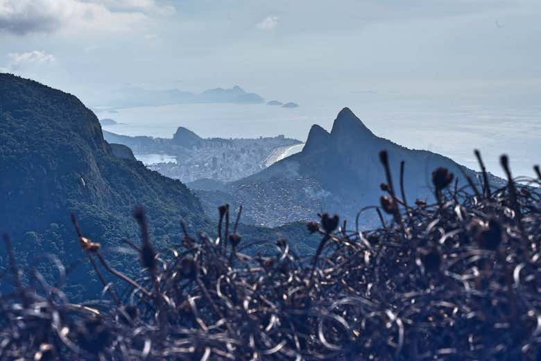 Vistas do cume de Pedra Bonita