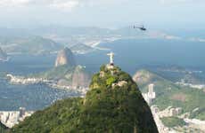 Paseo en helicóptero sin puertas por Río de Janeiro