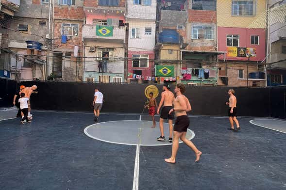 Tour por la favela Tavares Bastos