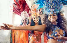 Visita a un ensayo de una escuela de samba