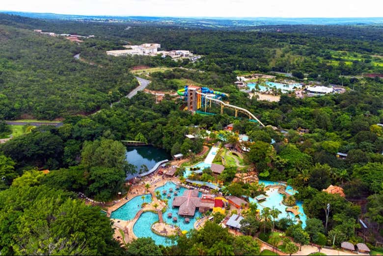 Vista aérea panorámica de Hot Park