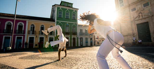 Clase de capoeira en Salvador de Bahía