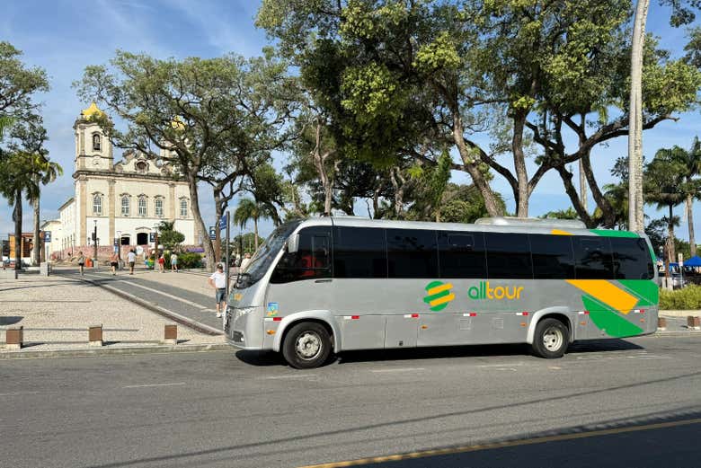 El autobús en el que haremos el tour panorámico