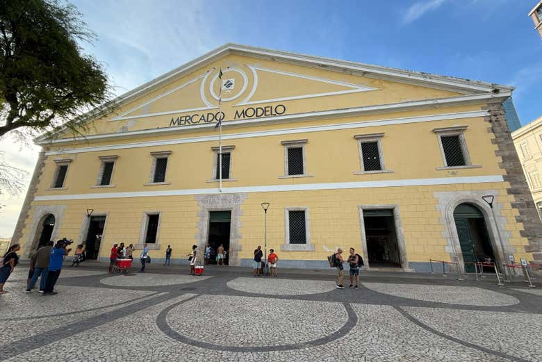 Vista frontal del Mercado Modelo