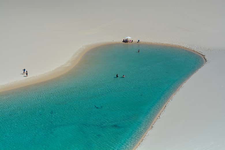 Aguas cristalinas en Betânia