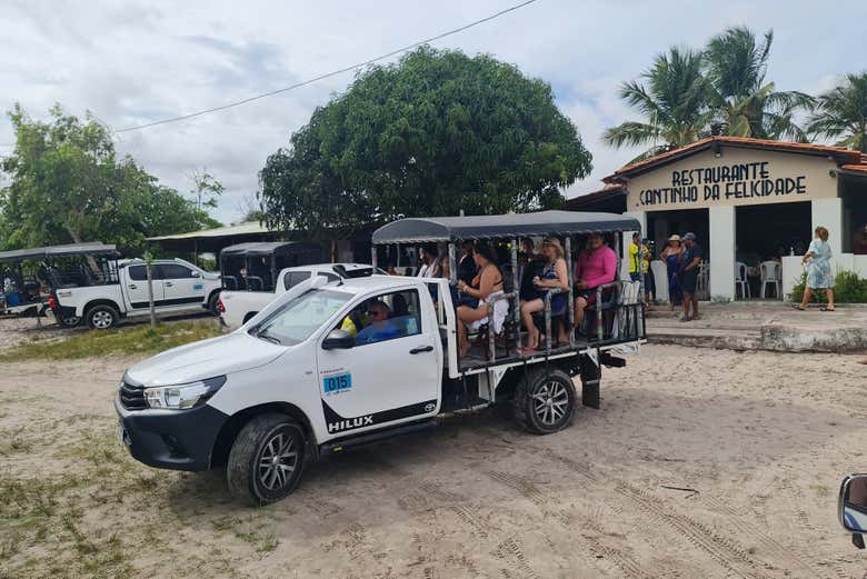 Grupo preparado para começar o tour