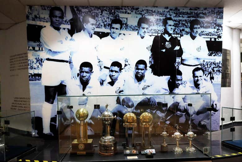 Visit the Pelé Museum, a perfect place for soccer fans