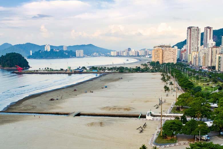 Admire the city's coastline