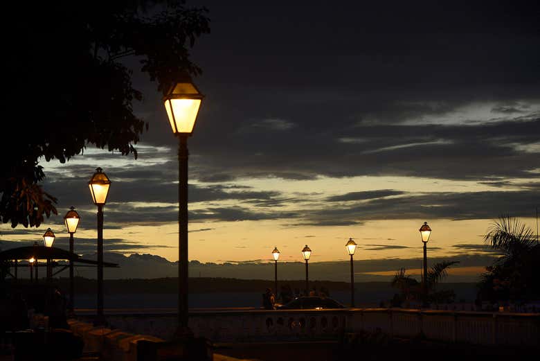 Anochece en São Luís