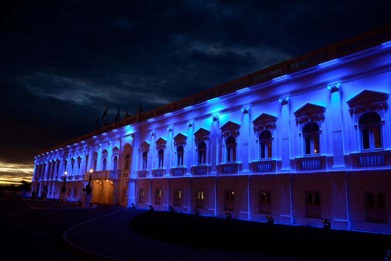 Palácio do Governo iluminado